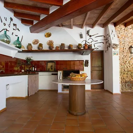 Villa Suavet Grande - Beautiful Finca In With Four Bedrooms Acwifi And Private Pool Pollenca